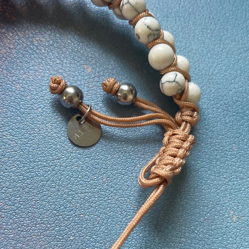 Womens White Howlite Bead Woven Bracelet Tan Adjustable Cord Boho Marbled‎ Stone - Picture 3 of 5